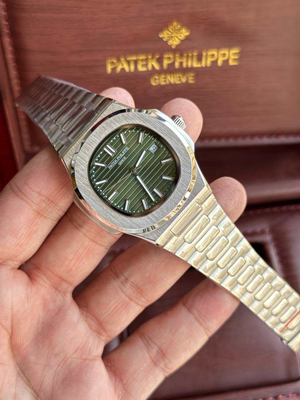 Patek Philippe Nautilus green automatic