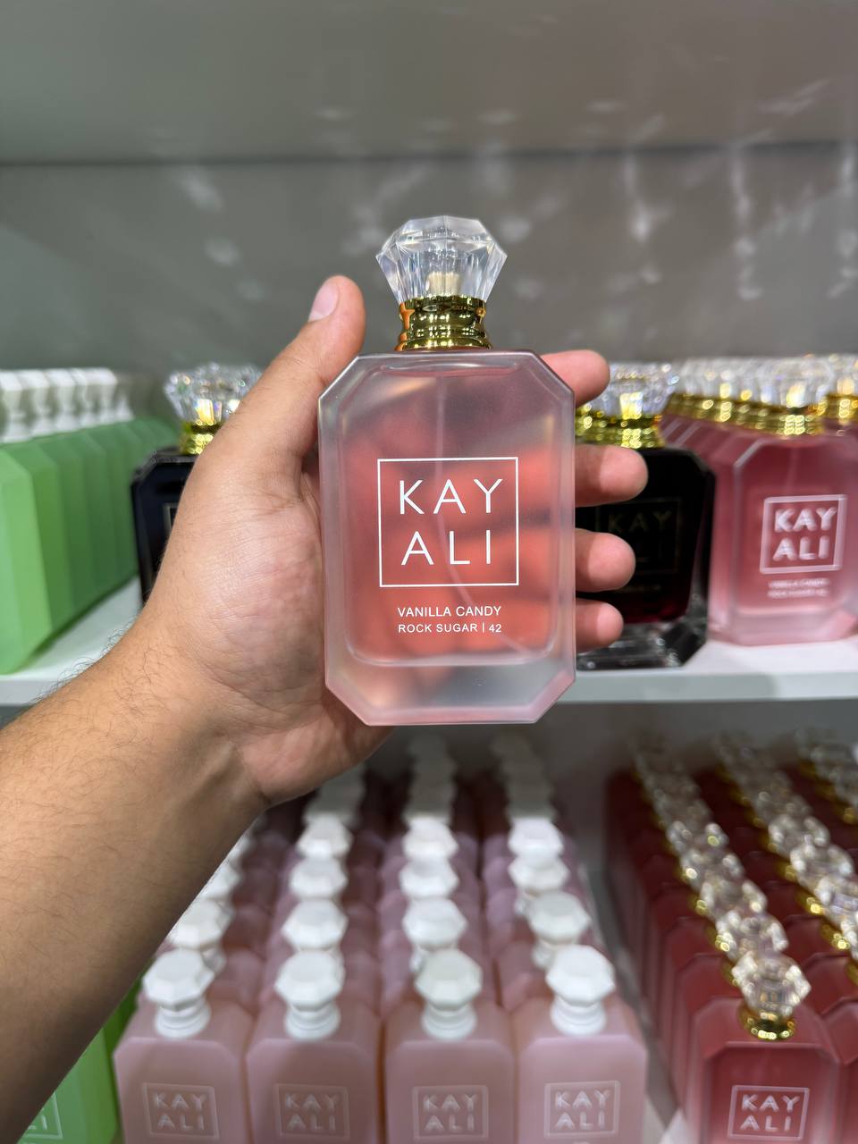 Kayali Vanilla Candy Rock Sugar